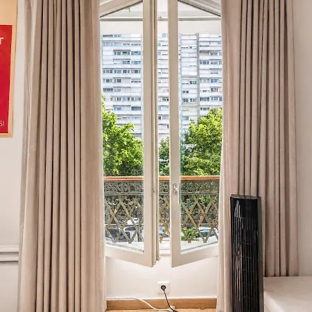 Appartement Agreable Et Parijs